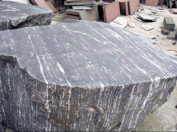 破碎大理石的設(shè)備：大理石破碎機(jī)原理|大理石粉碎機(jī)廠(chǎng)家