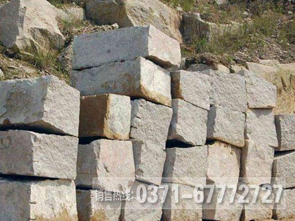 花崗巖石料生產(chǎn)線需要多少錢，用到哪設(shè)備？