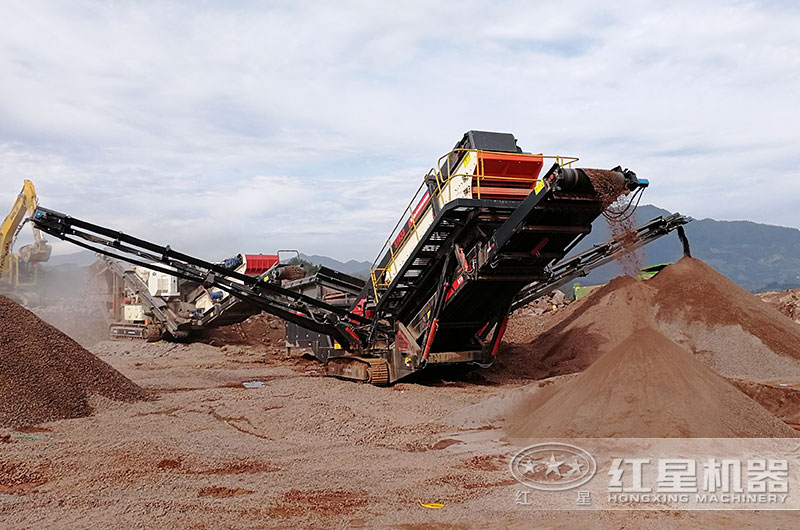 履帶式移動破碎站作業(yè)現(xiàn)場圖片 履帶式移動破碎站作業(yè)現(xiàn)場圖片