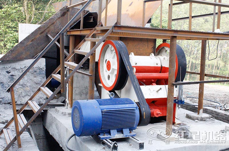 安徽客戶(hù)57破碎機(jī)工作現(xiàn)場(chǎng)圖片 安徽客戶(hù)57破碎機(jī)工作現(xiàn)場(chǎng)圖片