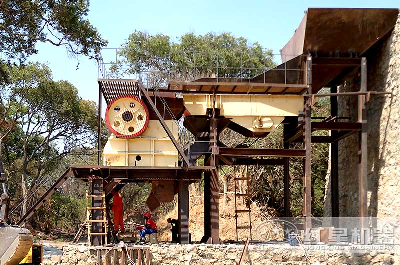 CJ顎式破碎機(jī)破碎生產(chǎn)現(xiàn)場