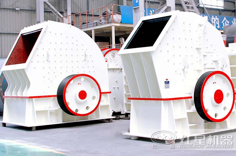 對比傳統(tǒng)錘破，一次成型單段錘破碎石強(qiáng)、出料更好