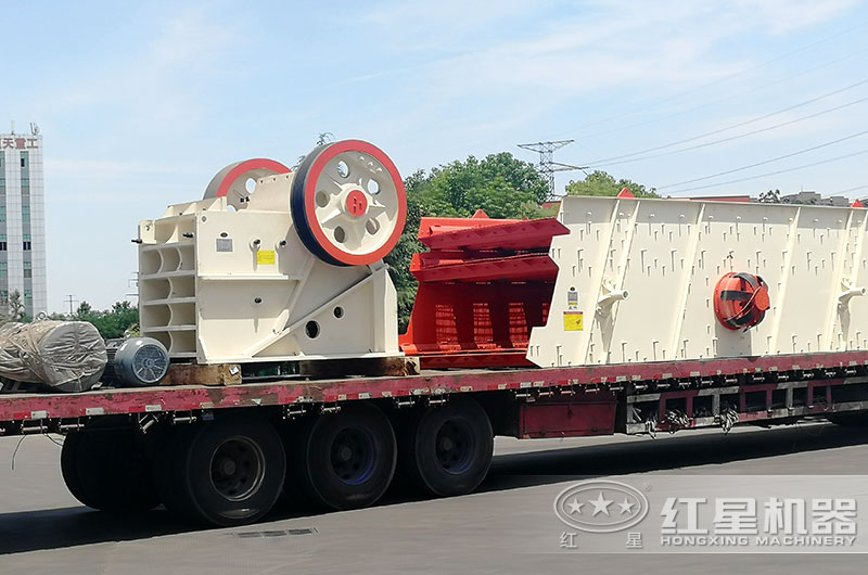 時(shí)產(chǎn)80噸破碎機(jī)裝車發(fā)貨現(xiàn)場 時(shí)產(chǎn)80噸破碎機(jī)裝車發(fā)貨現(xiàn)場