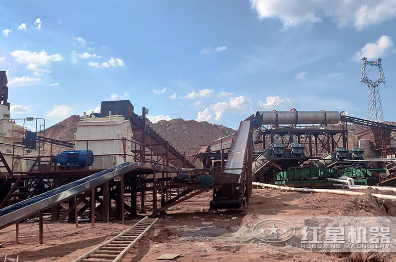 單段破碎機(jī)工作現(xiàn)場(chǎng)圖片 單段破碎機(jī)工作現(xiàn)場(chǎng)圖片