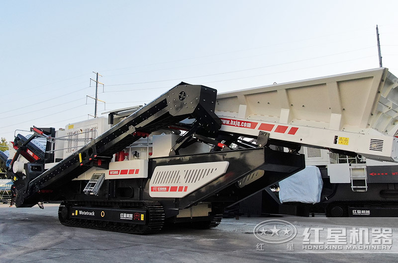 大型履帶移動(dòng)破碎機(jī)圖片 大型履帶移動(dòng)破碎機(jī)圖片