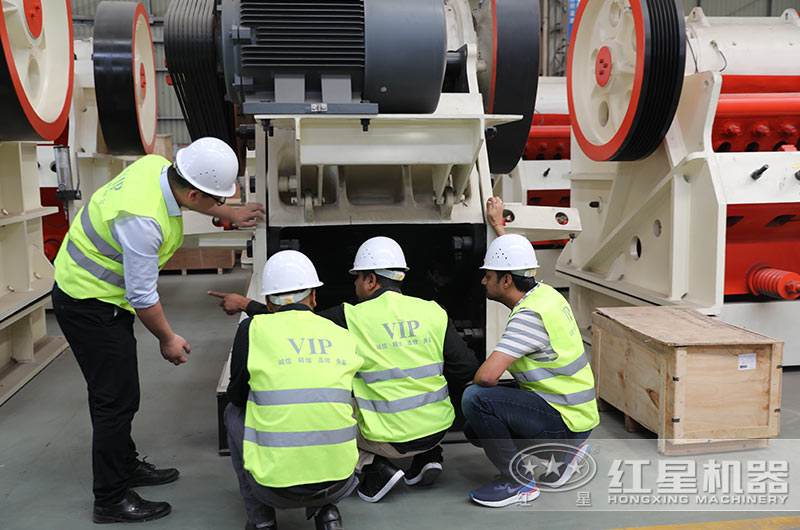 客戶來(lái)廠參觀考察設(shè)備 客戶來(lái)廠參觀考察設(shè)備