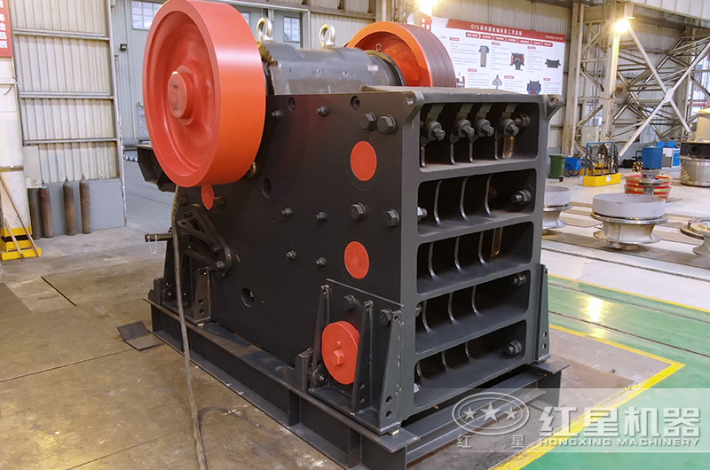 PE系列顎式碎石機(jī)圖片 PE系列顎式碎石機(jī)圖片