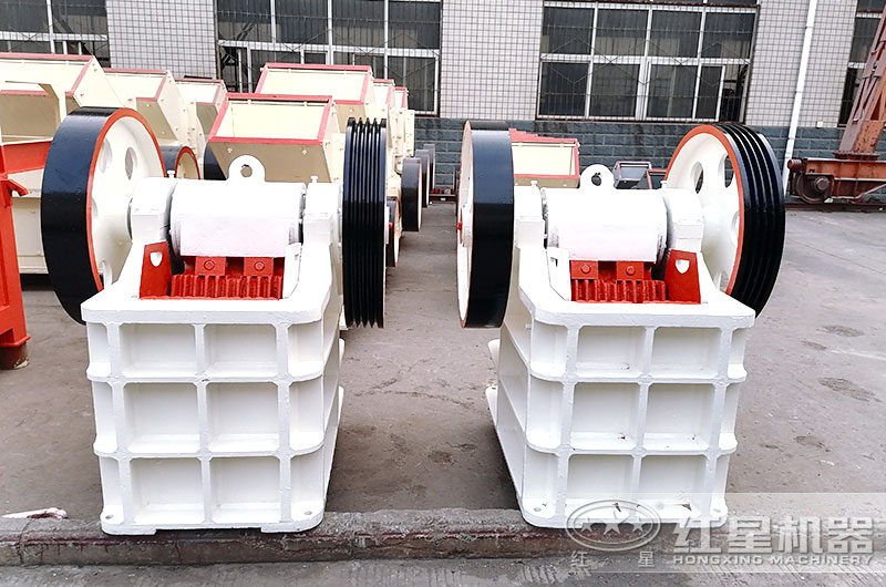 顎式破碎機(jī) 顎式破碎機(jī)