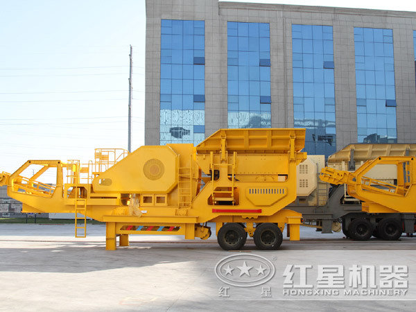 對比傳統(tǒng)碎石設備，移動破碎站有哪些閃光點？