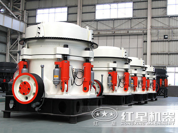 1750型短頭圓錐破碎機(jī)多少錢？大概生產(chǎn)量可達(dá)多少噸？