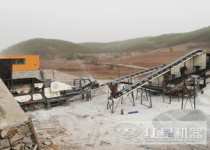 河南新鄉(xiāng)一砂石廠作業(yè)現(xiàn)場(chǎng)