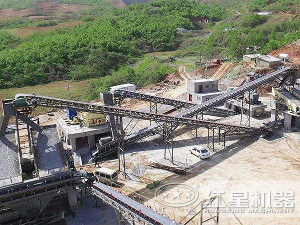 加工石子的機(jī)器多少錢，產(chǎn)量是多少？