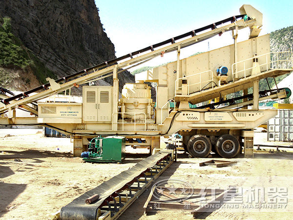 寧夏銀川移動(dòng)破碎設(shè)備生產(chǎn)現(xiàn)場