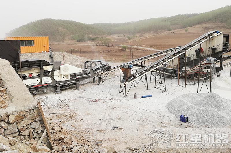 時產(chǎn)15、20、30噸的小型移動碎石機(jī)可行嗎？