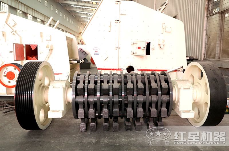 河南紅星打石設(shè)備生產(chǎn)車(chē)間