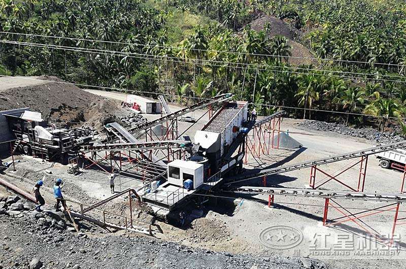 兩臺移動破碎機搭配作業(yè)出12、13青石子
