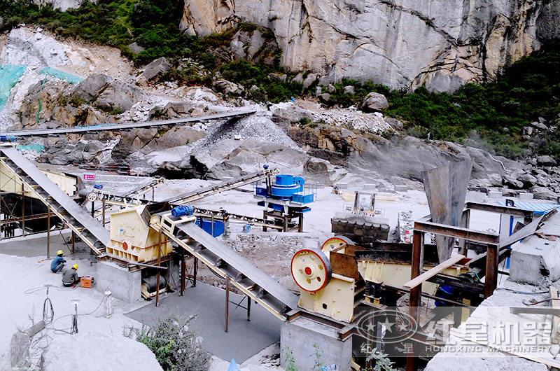 是繼續(xù)觀望還是果斷買沙子石子生產(chǎn)線設(shè)備，先來看看2019年價(jià)格走勢(shì)