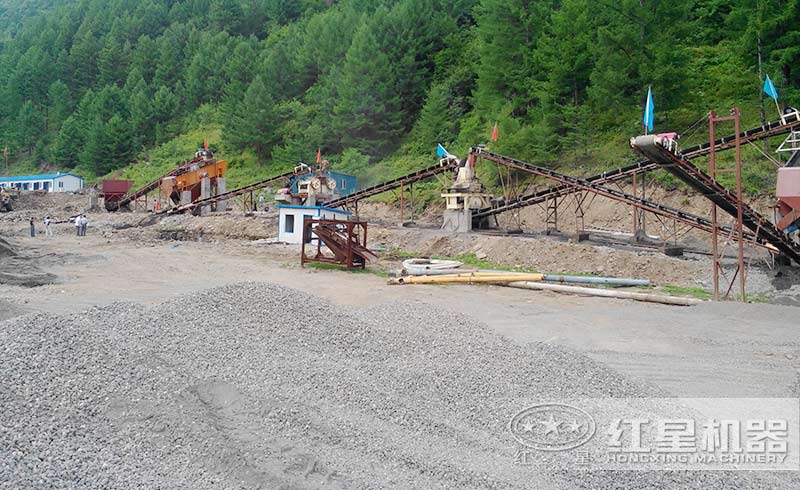 一臺(tái)小型號(hào)的石頭磨沙子機(jī)器多少錢？