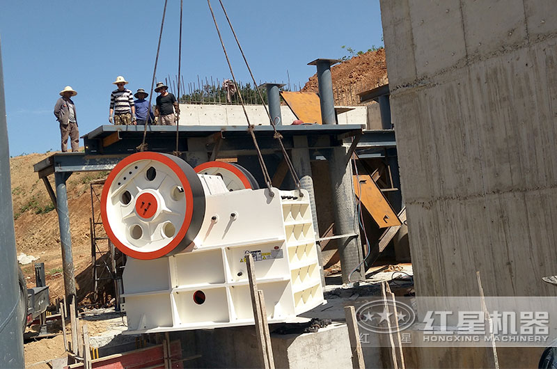 刻沙子石子機每天的產量多少？開辦石子廠合法嗎？