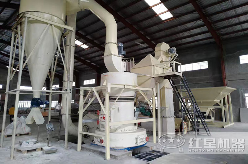 有沒有磨粉機(jī)現(xiàn)場(chǎng)工作視頻？多少錢一臺(tái)？