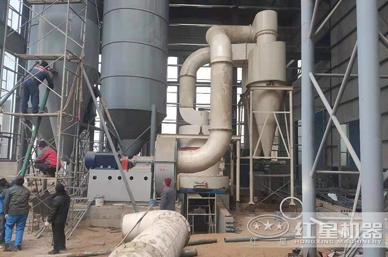 打膩?zhàn)?00目用什么磨粉機(jī)器？膩?zhàn)拥倪x擇原則是什么？