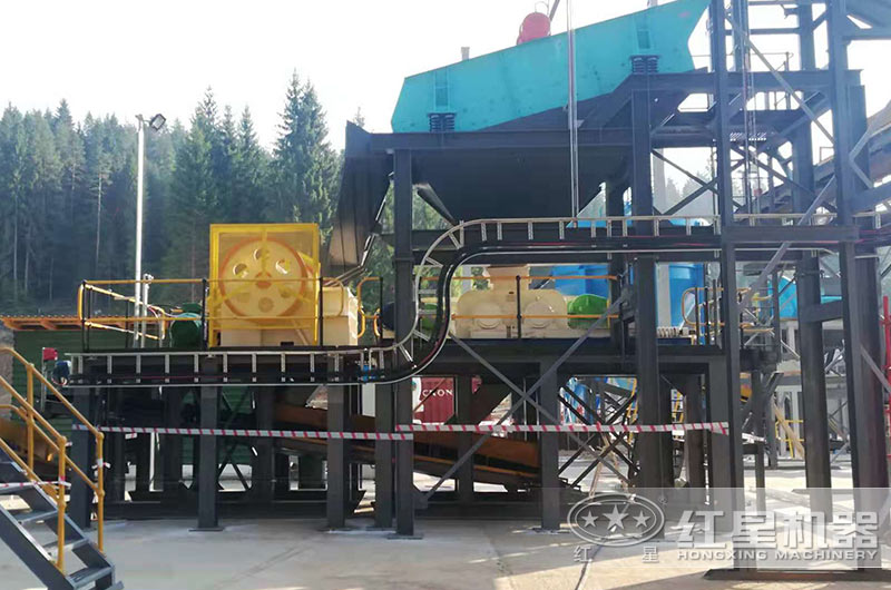 河卵石能用對(duì)輥制砂機(jī)嗎？成品是多少目？選購(gòu)及應(yīng)用要注意哪些？