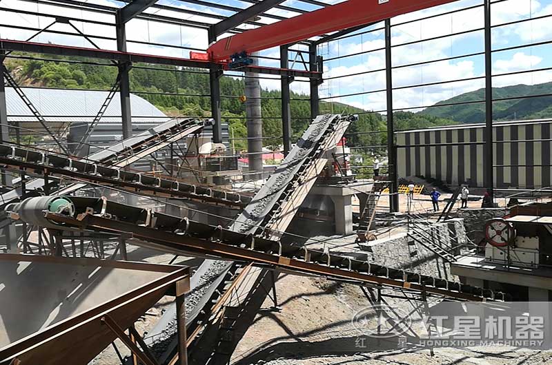 碎石價格多少錢一方？中碎碎石機(jī)一天能碎多少噸？多少錢一臺？