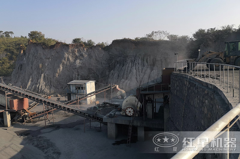 褐煤和煙煤有什么區(qū)別？重型石料破碎機(jī)能破褐煤嗎？