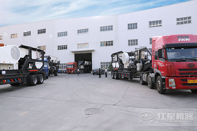 移動破碎設(shè)備市場需求大，生產(chǎn)利潤高，廠家發(fā)貨不停歇